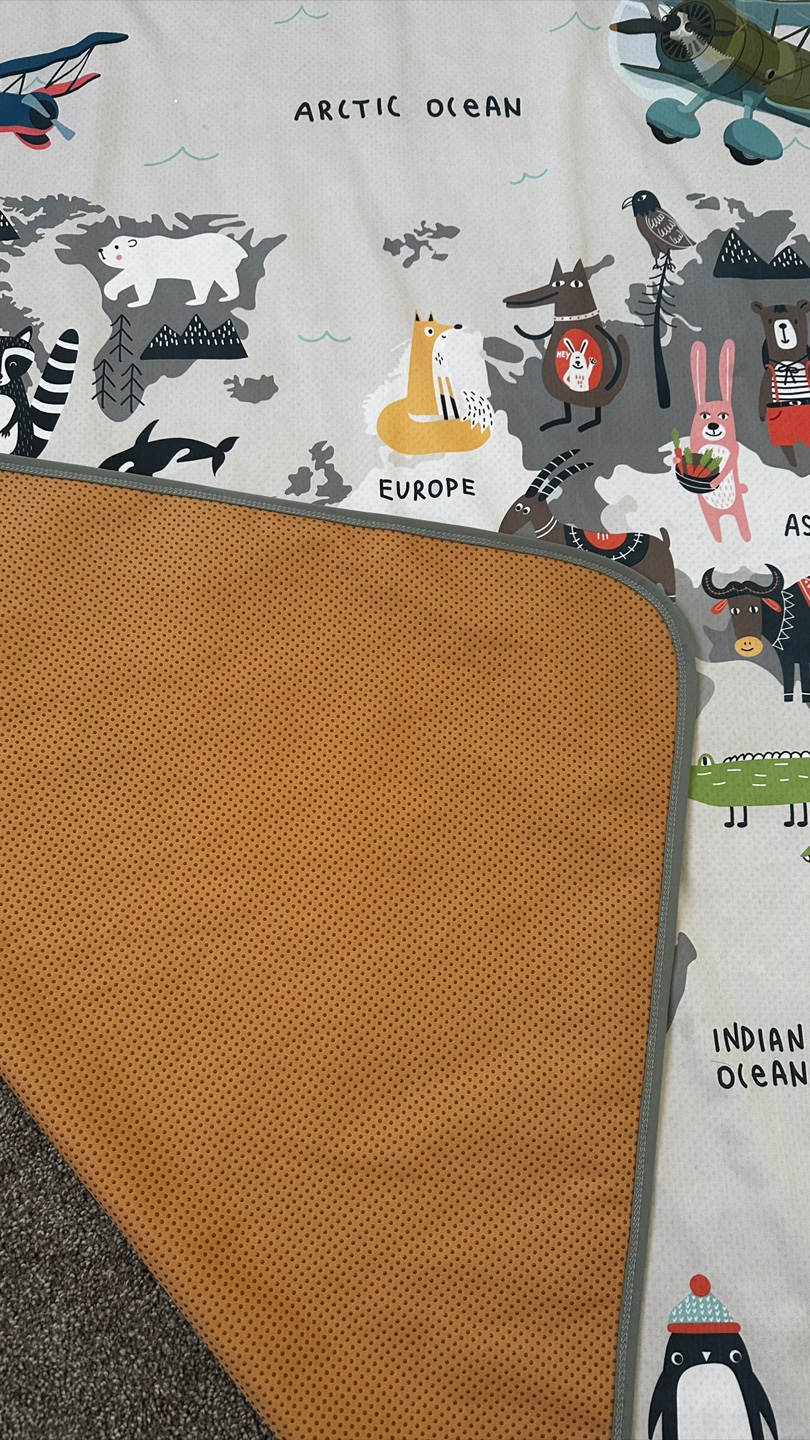 High chair waterproof mat - photo 3