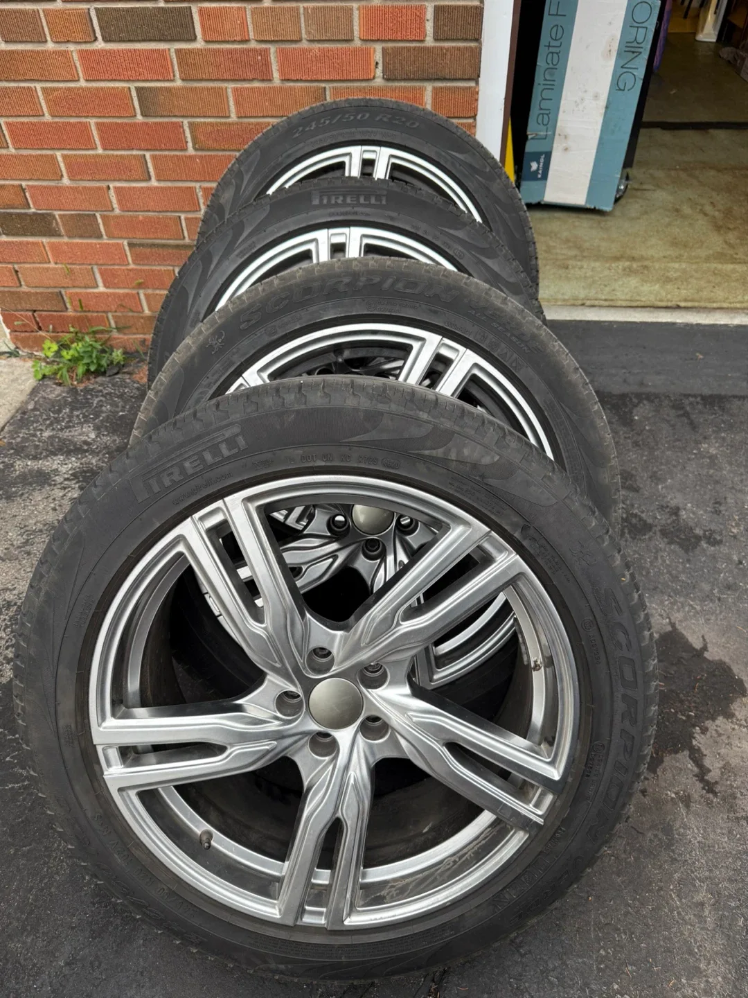 PIRELLI SCORPION + iLINK SNOWGRIPPER WINTER TIRES
