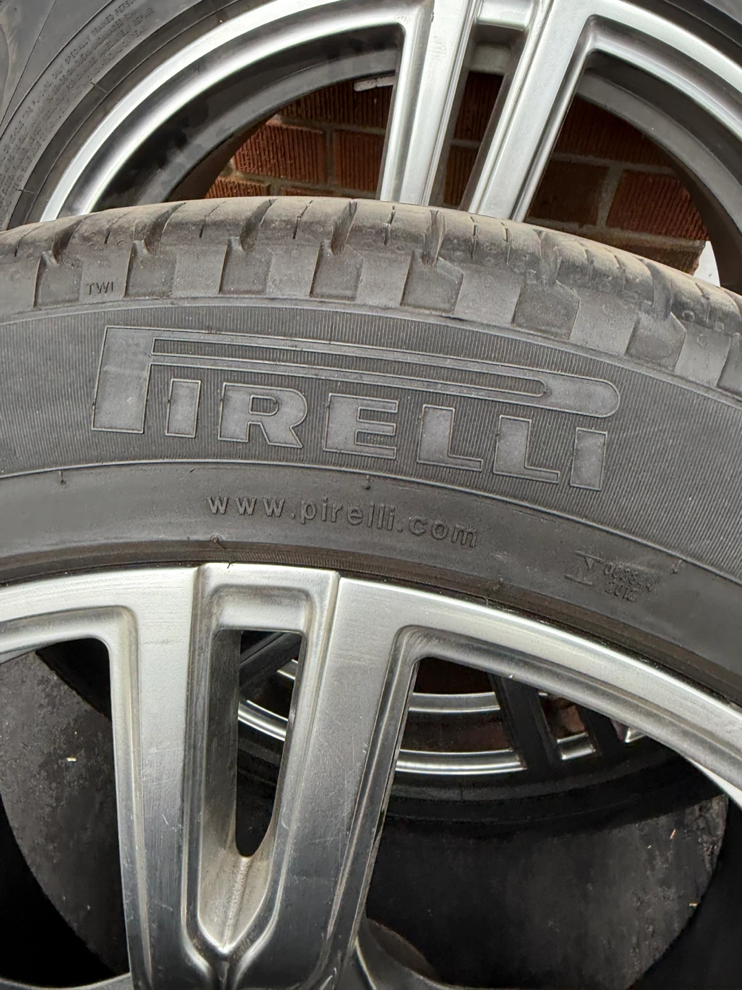 PIRELLI SCORPION + iLINK SNOWGRIPPER WINTER TIRES - photo 3