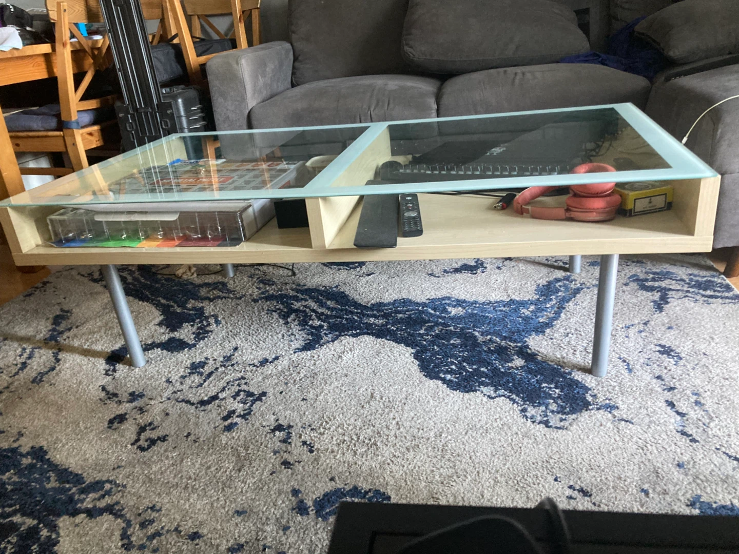 Coffee Table with Glass Top - photo 2