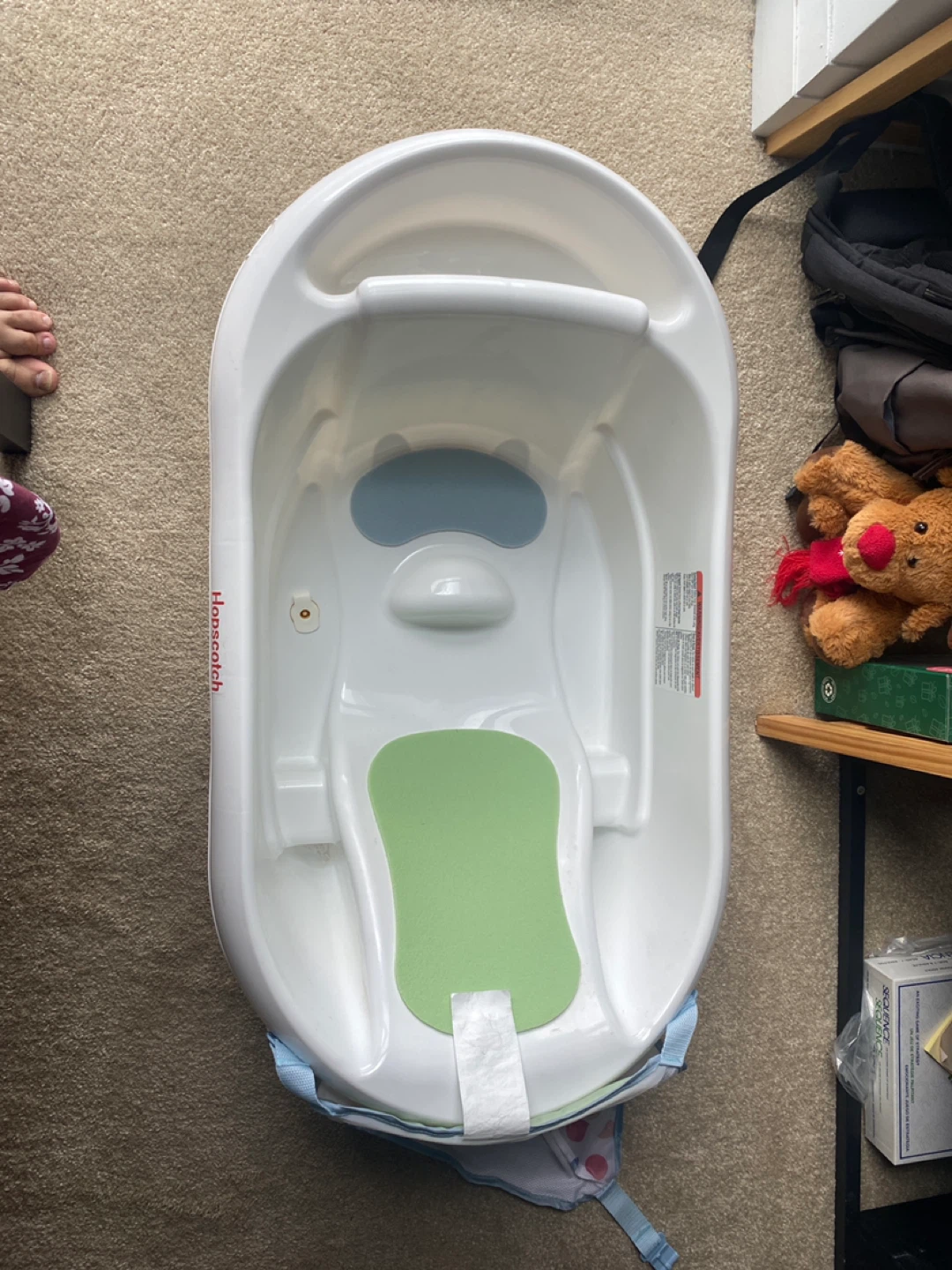 Hopscotch Baby Bathtub with Sling - $25 - photo 3