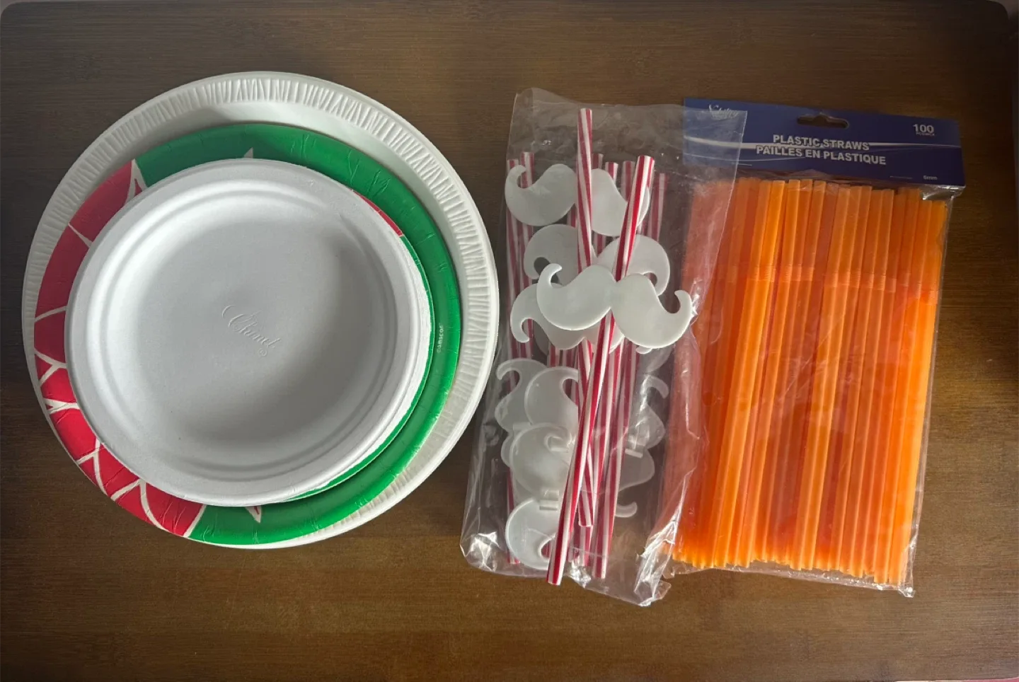 #FreeCycle Paper Plates & Plastic Straws thumbnail