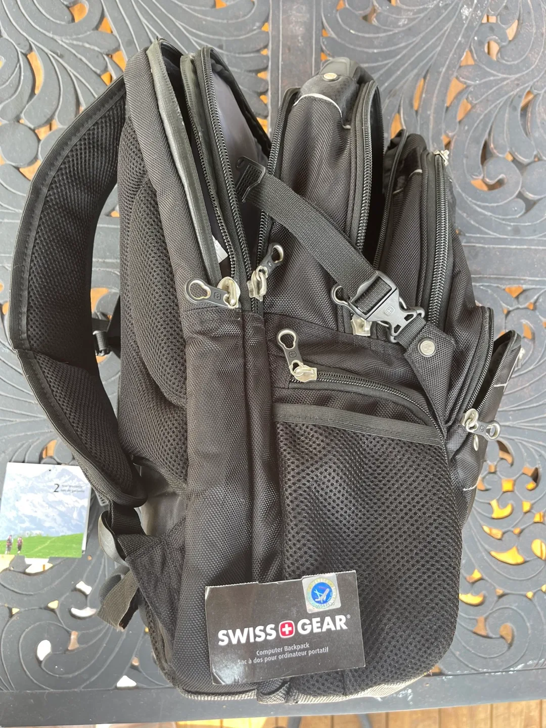 Swiss Gear Black Computer Backpack image indicator(4)