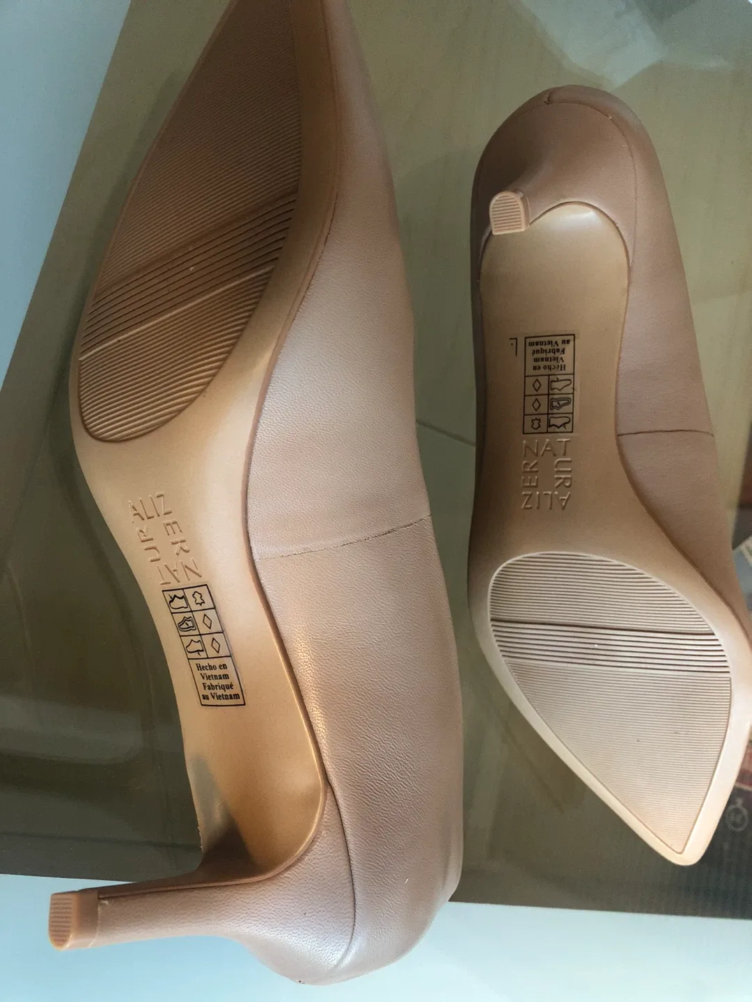 New Naturalizer Everly Heels - Size 7M image indicator(4)