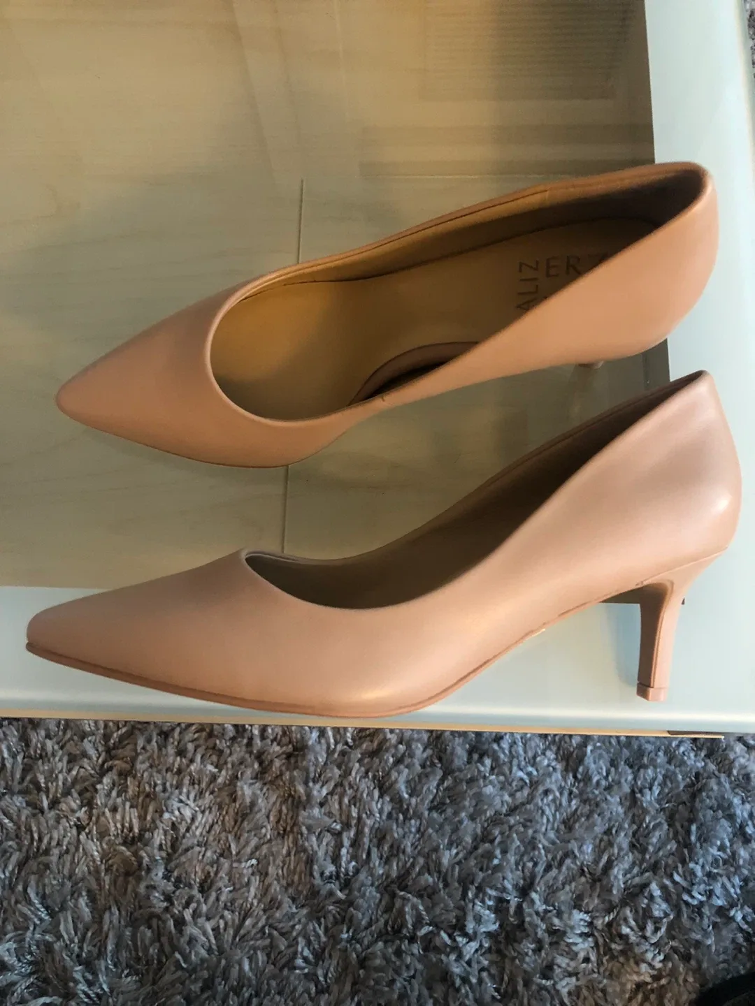 New Naturalizer Everly Heels - Size 7M image indicator(3)