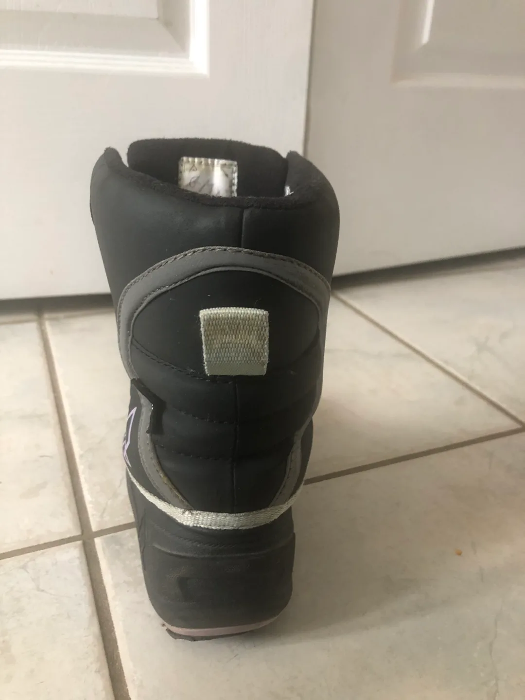 Ripzone Kids' Snow Boots - Size 11 image indicator(5)
