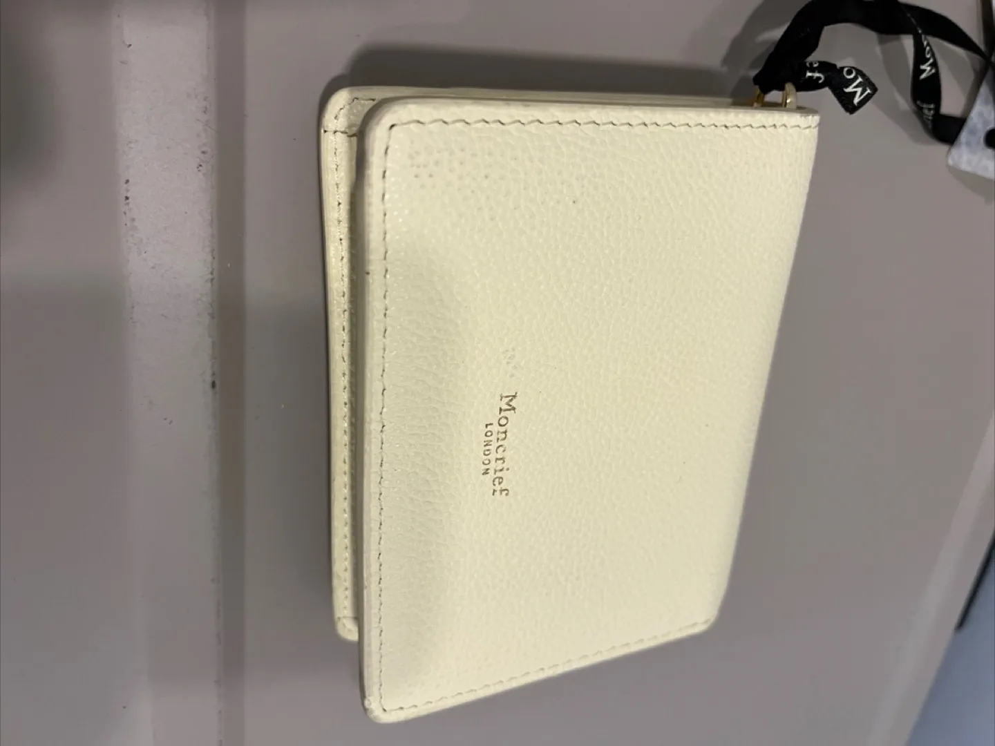 Moncrief Italian leather coin pouch image indicator(5)