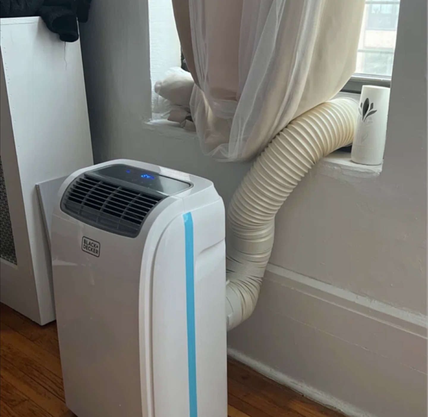 Black+Decker Portable AC – Great Condition - photo 2