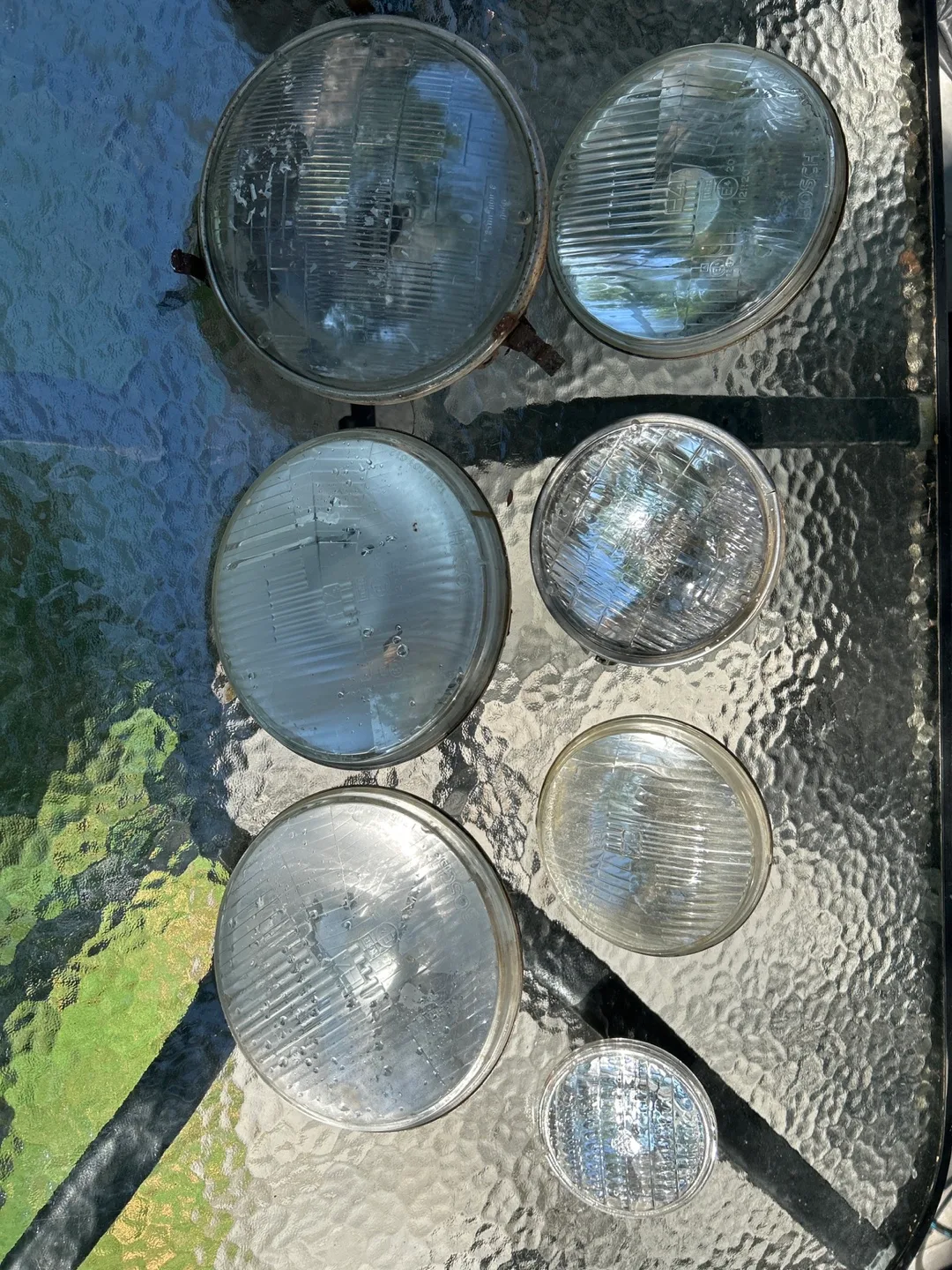 Vintage Assorted Used Car Headlights image indicator(7)