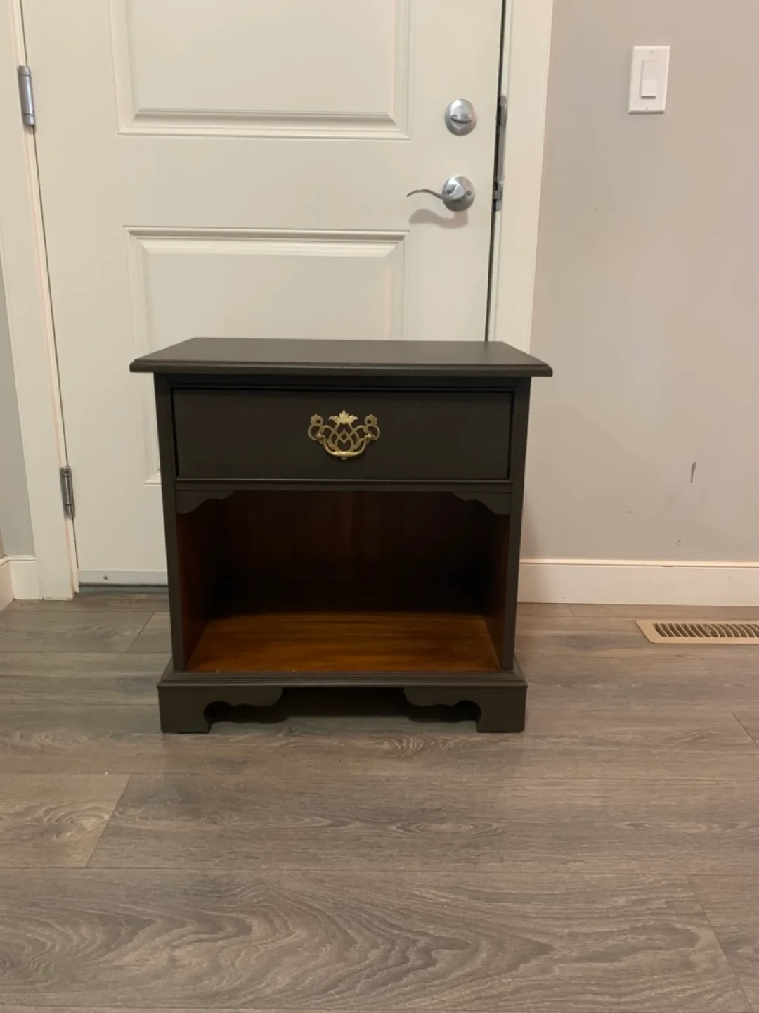 Brown Nightstand with Drawer thumbnail