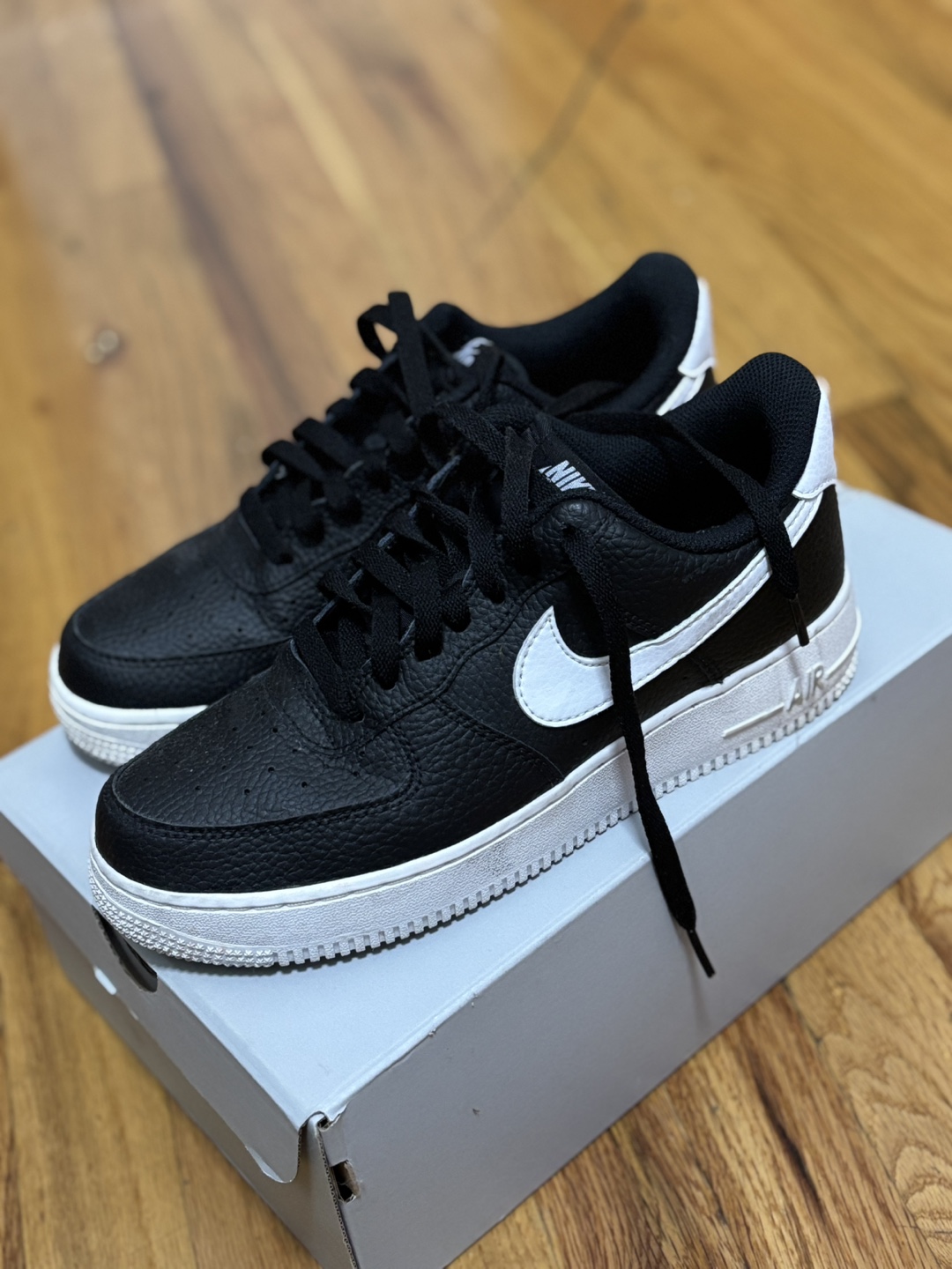 Nike Air Force 1