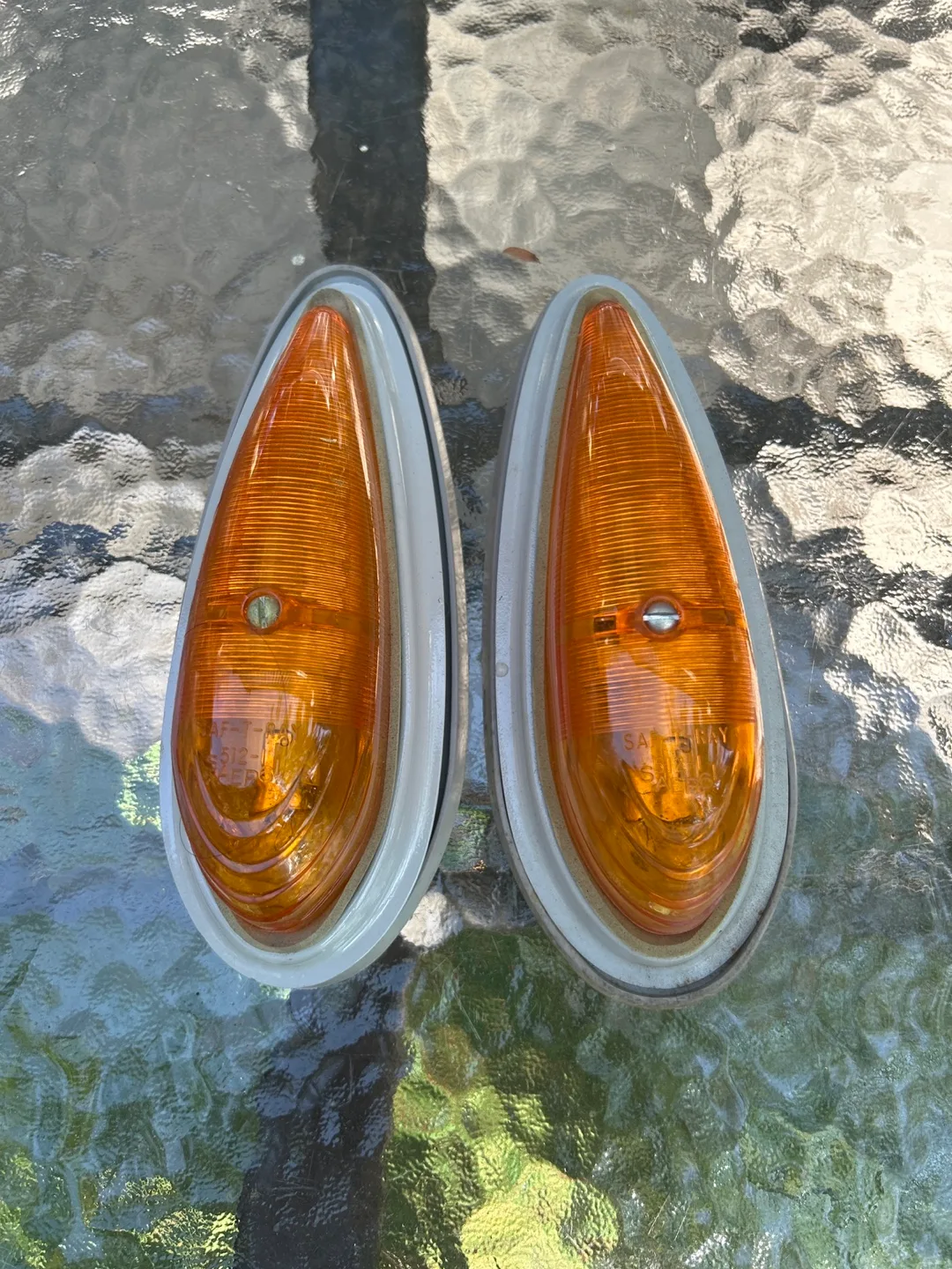 Dominion Auto SAF-T-RAY Turn Signal Lights thumbnail