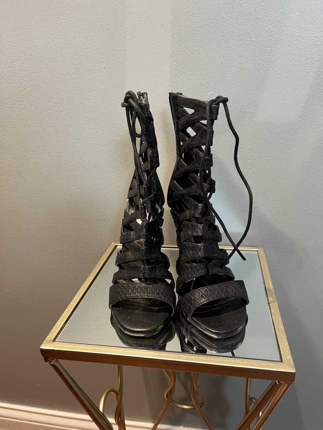 Black Lace-Up Heels, Size 6 - photo 2