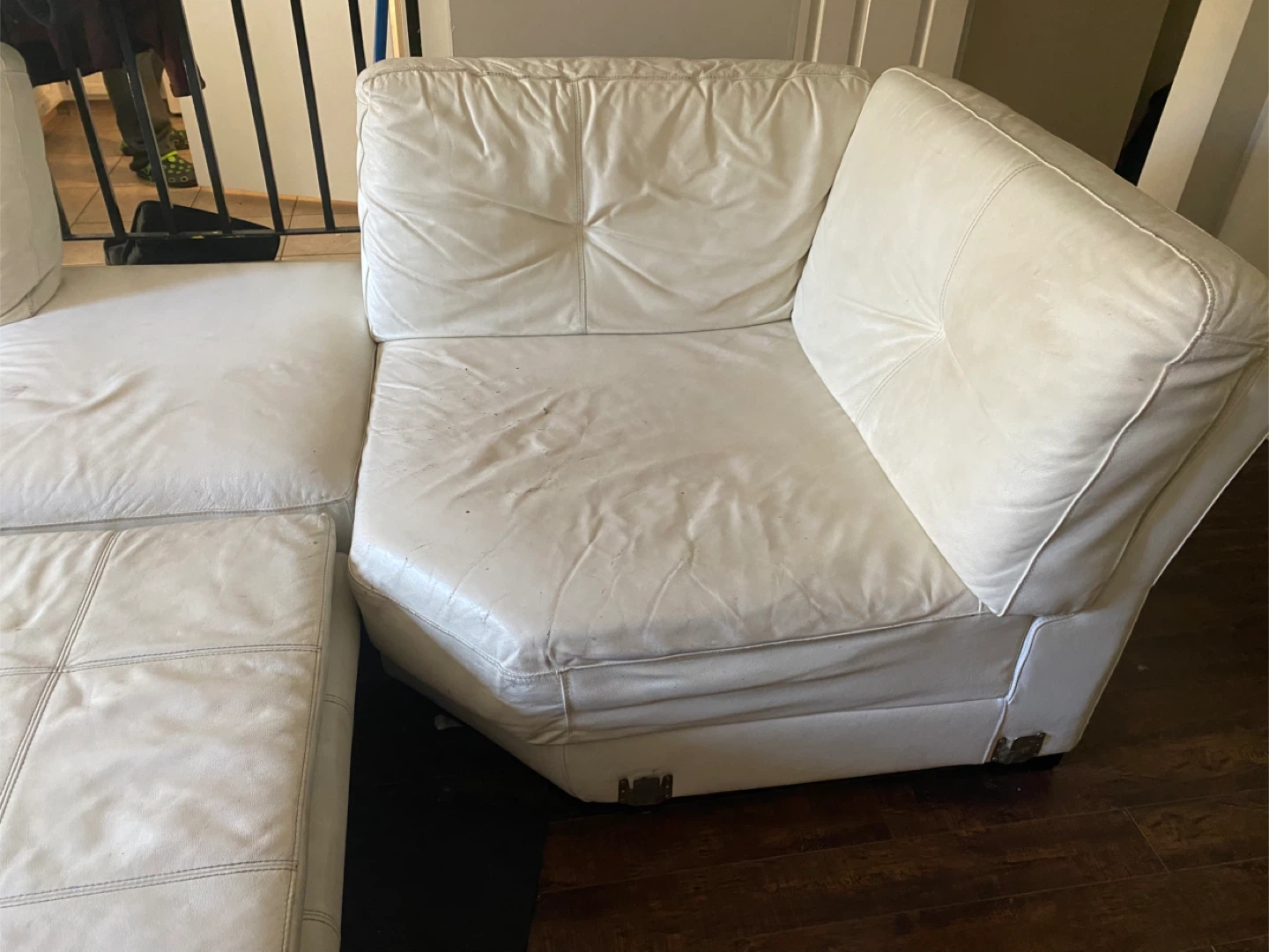 Free sectional - photo 2