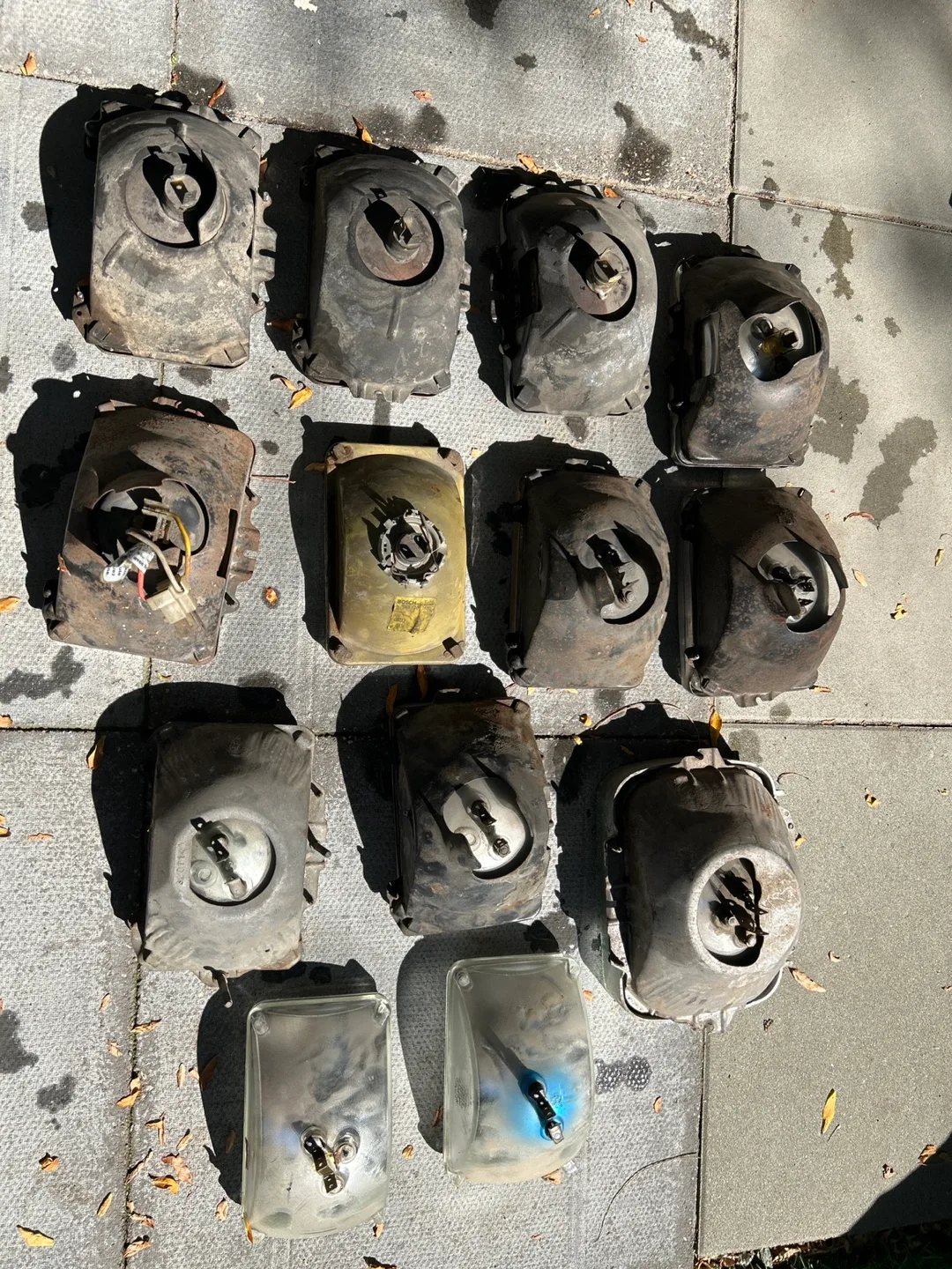 Vintage Used Car Headlights - Assorted image indicator(2)