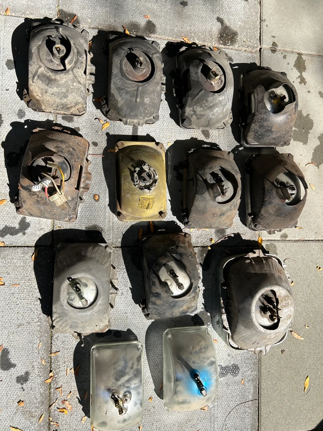 Vintage Used Car Headlights - Assorted image indicator(3)