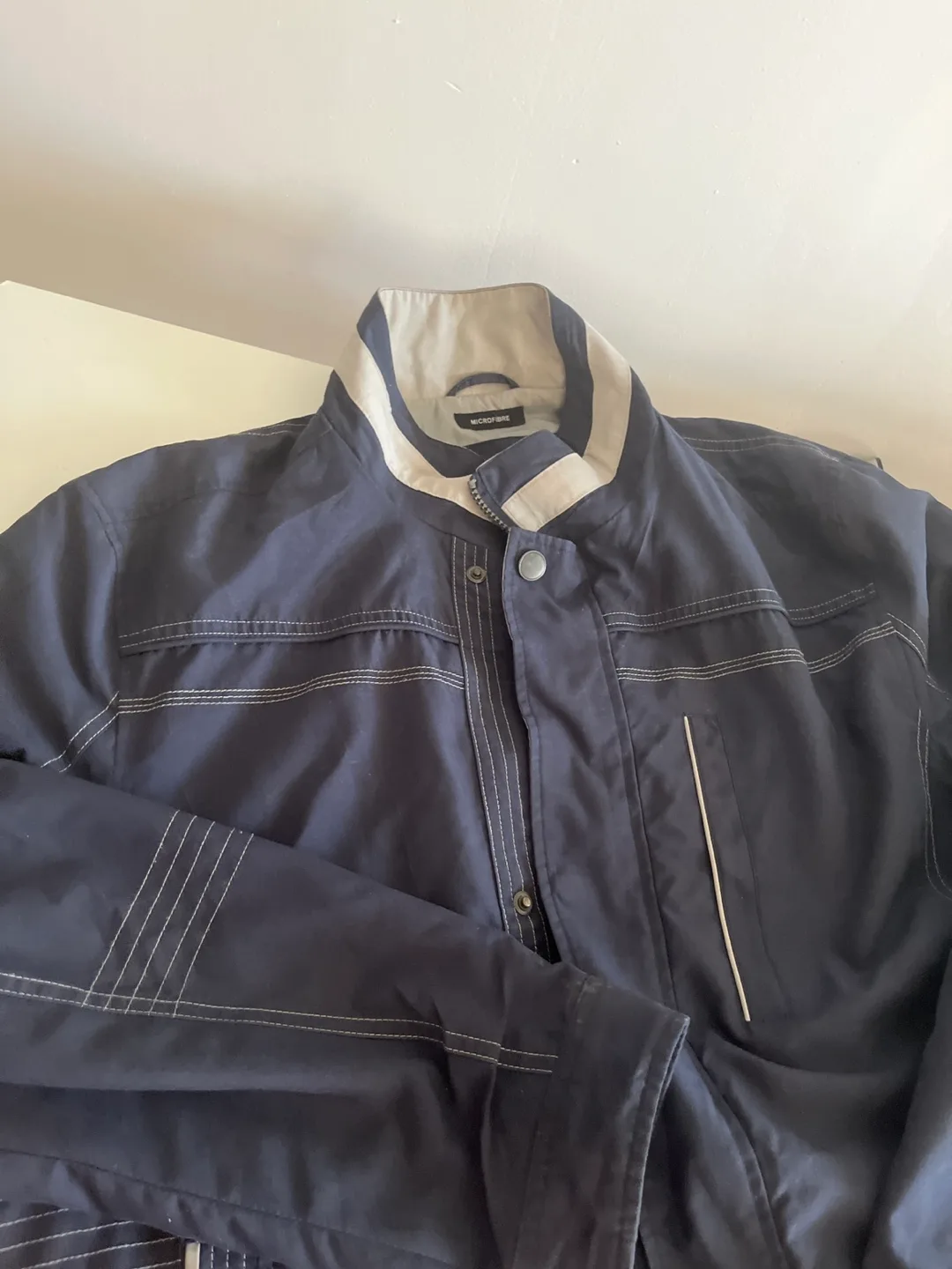 Claiborne Microfibre Jacket - Size L/G thumbnail