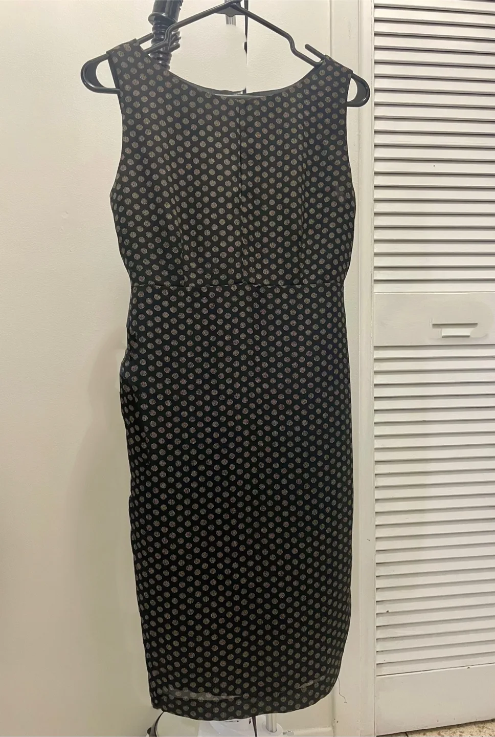 Sleeveless Dress image indicator(2)