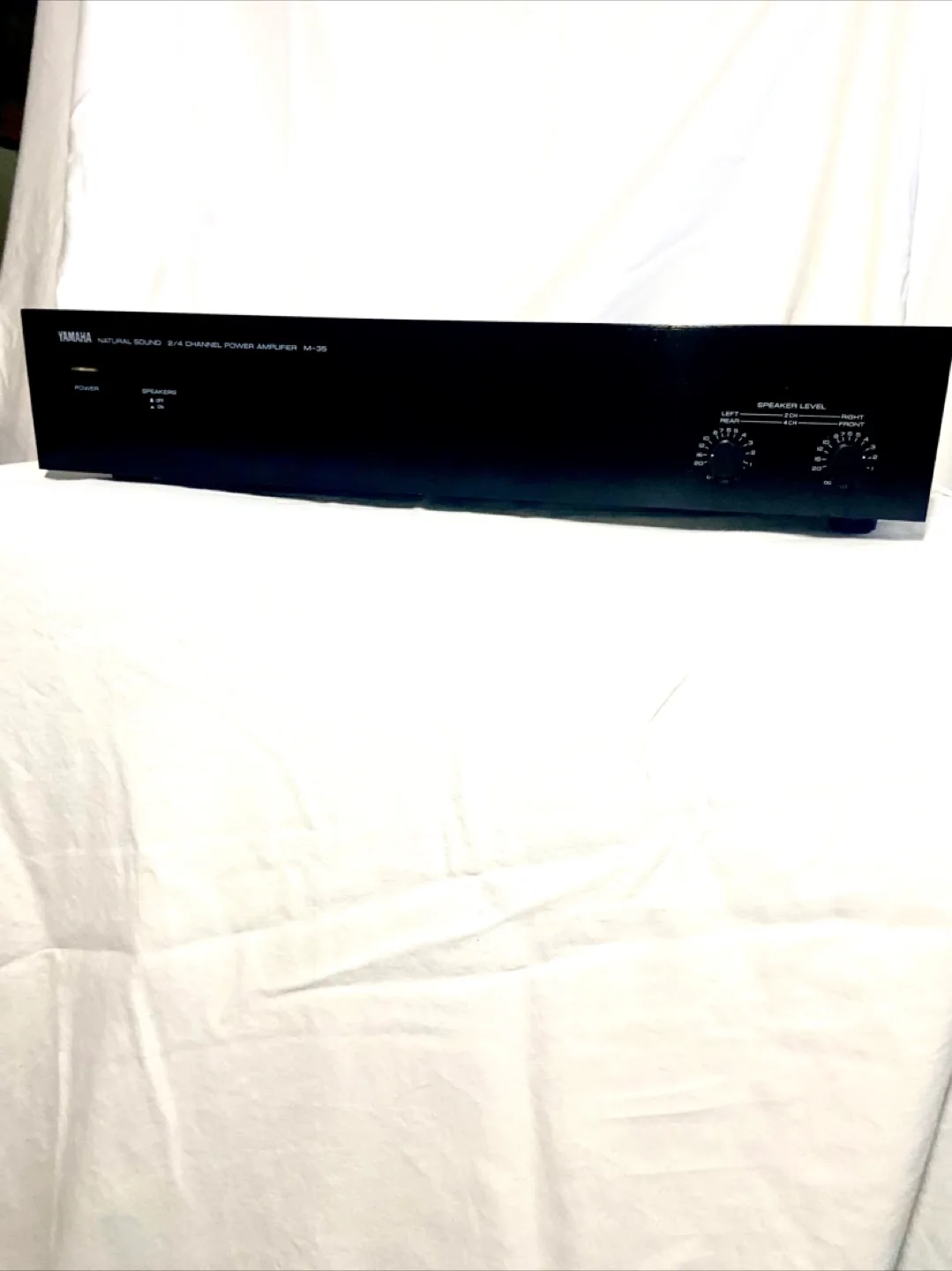 Yamaha M-35 Pre-Amp image indicator(2)