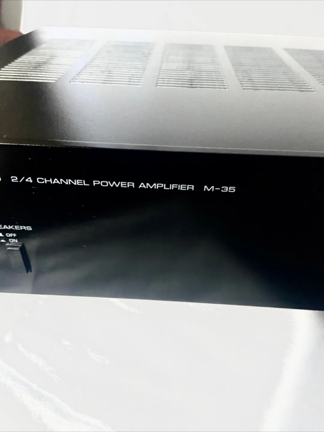 Yamaha M-35 Pre-Amp image indicator(9)