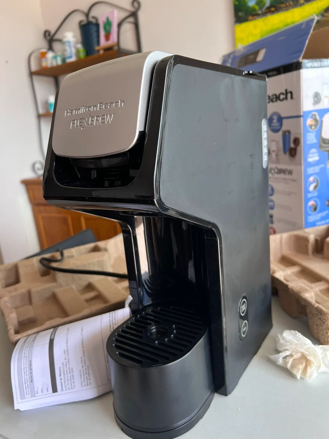 Hamilton Beach FlexBrew Single-Serve Coffee Maker image indicator(2)