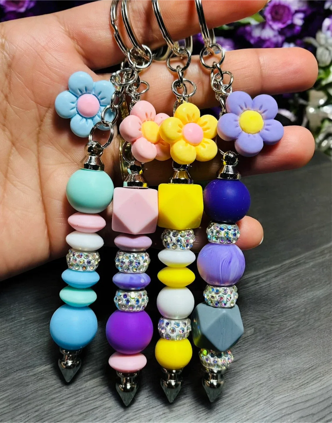 Handmade Beaded Keychains image indicator(3)