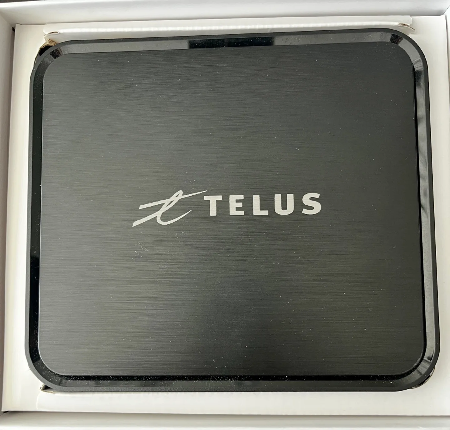 TELUS Pik TV Media Box image indicator(3)