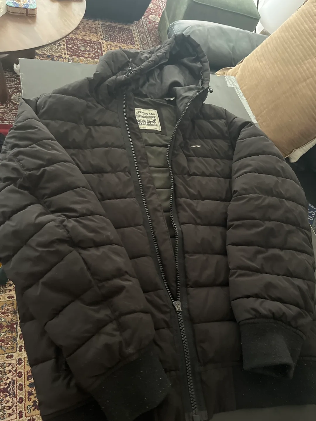 Levi's Puffer Jacket thumbnail