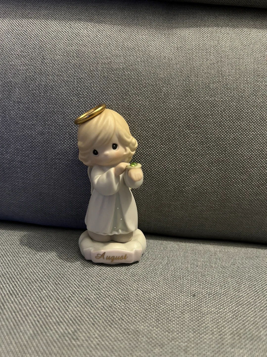 Precious Moments Figurines image indicator(2)