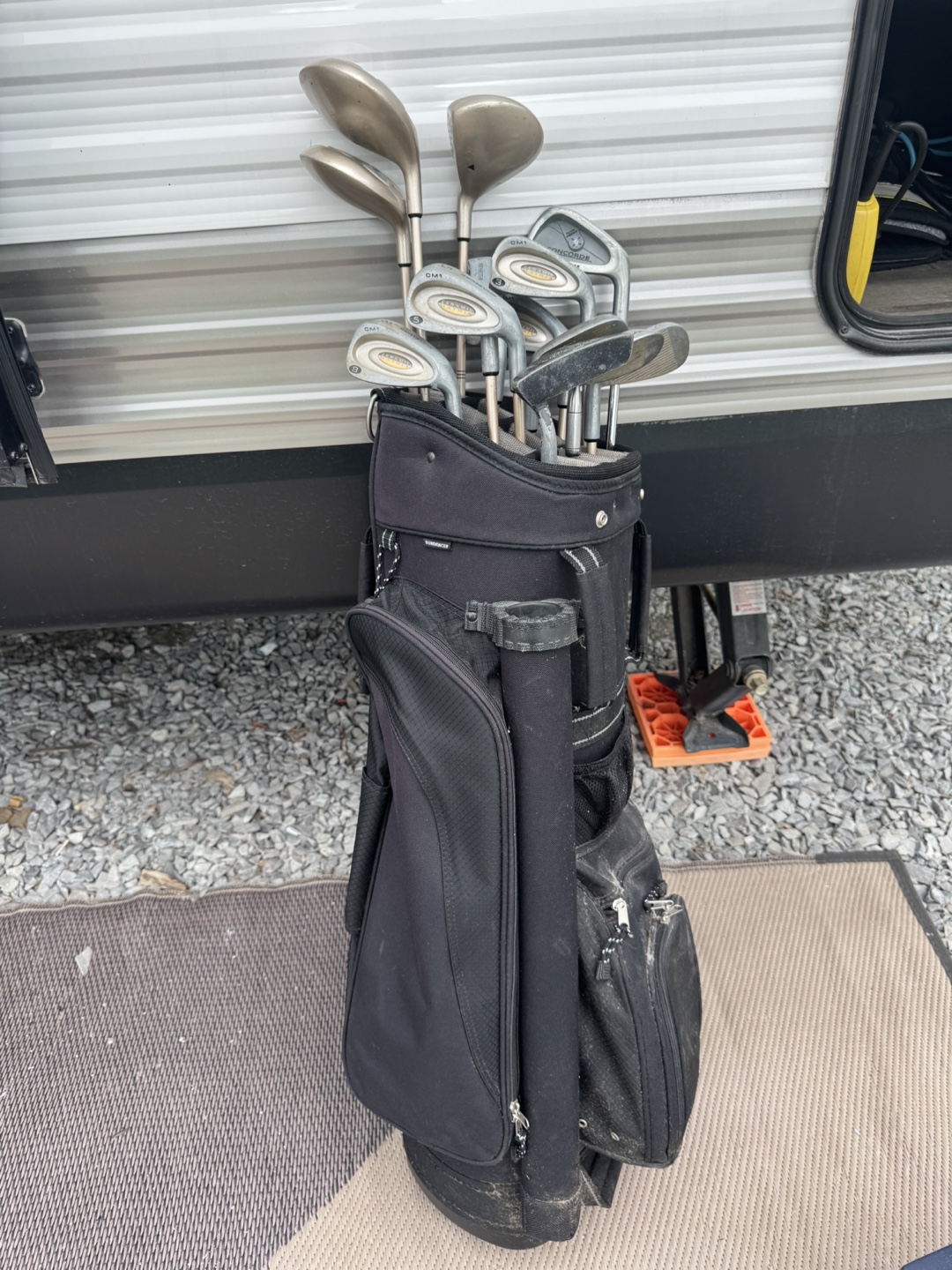 Northwestern Golf Club Set with Bag