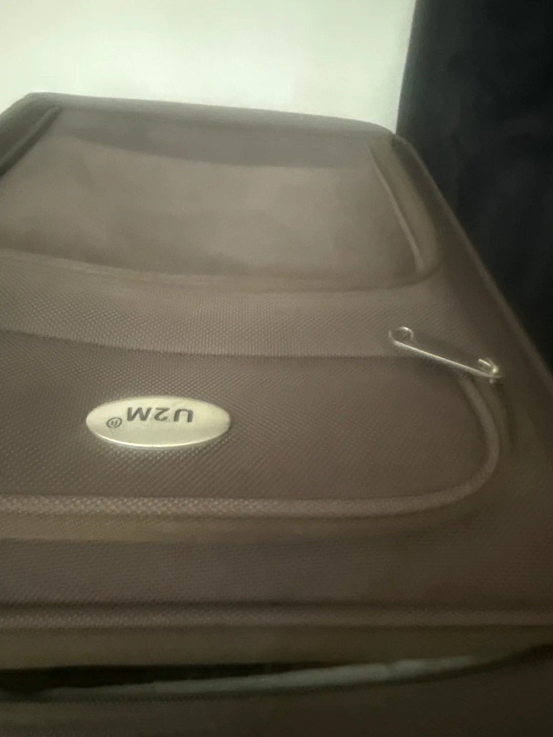 Giorgini Luggage - Black and U2M brown luggage for free thumbnail