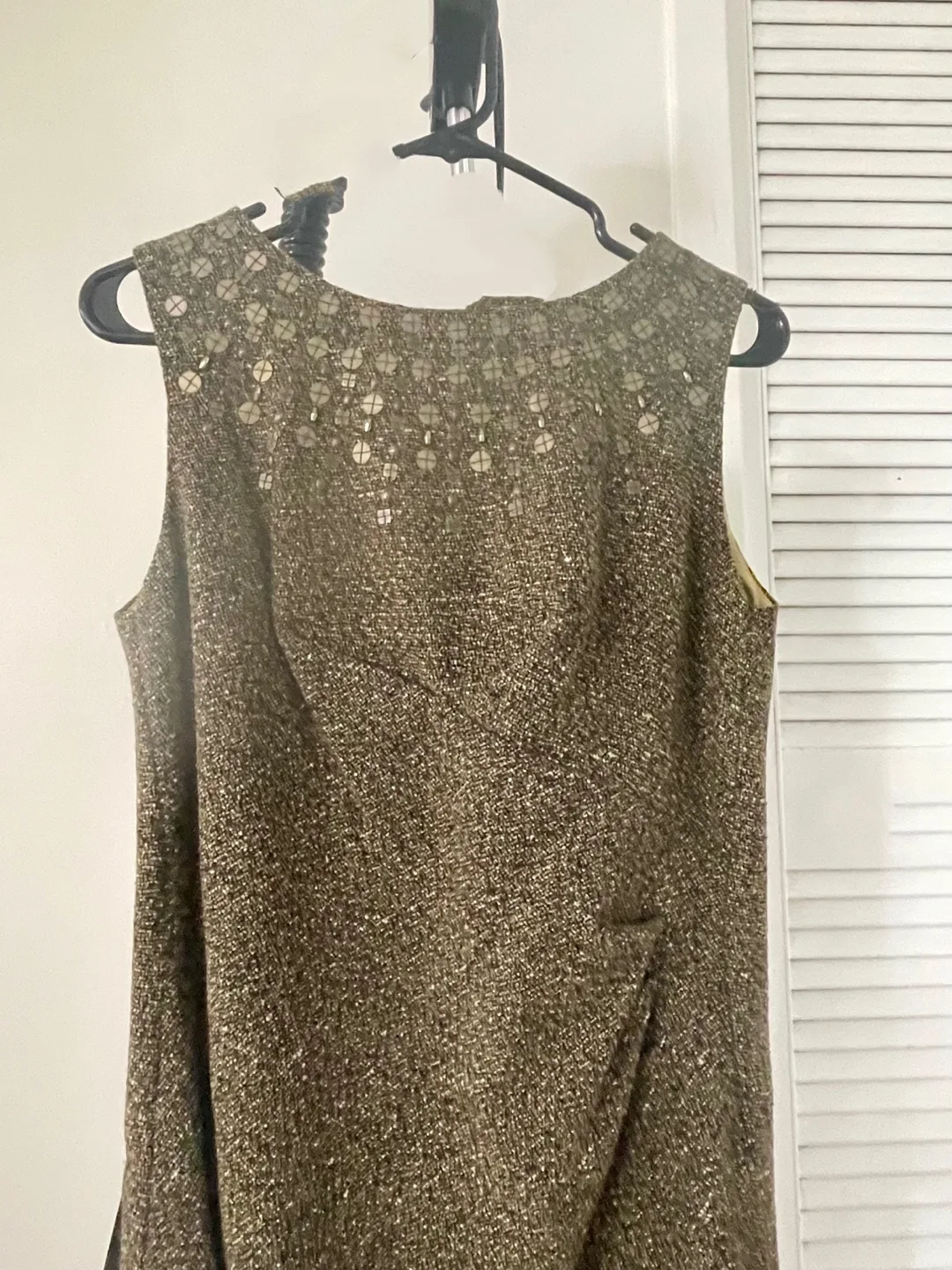 Gold Sleeveless Dress image indicator(3)