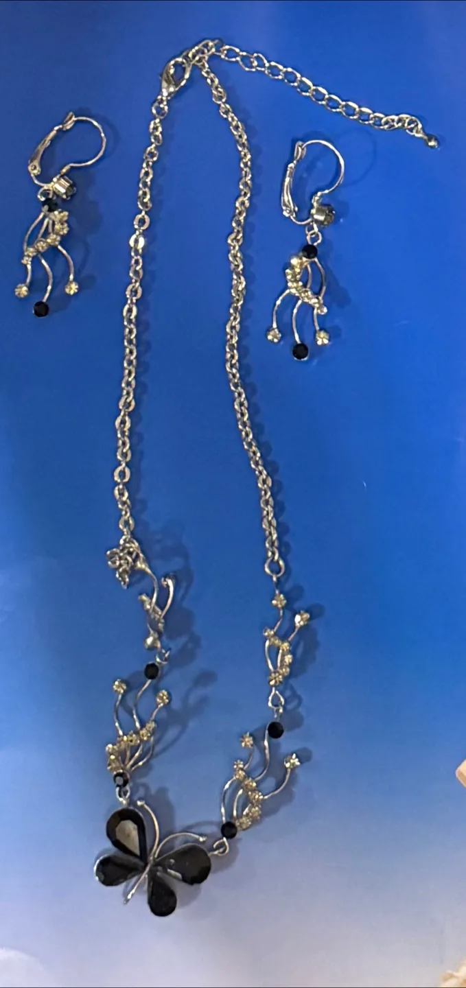 Butterfly Necklace & Earring Set, $5 thumbnail
