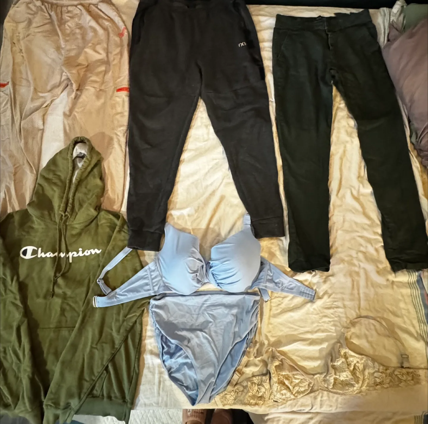 Mixed Clothing Lot - Various Brands & Sizes image indicator(4)