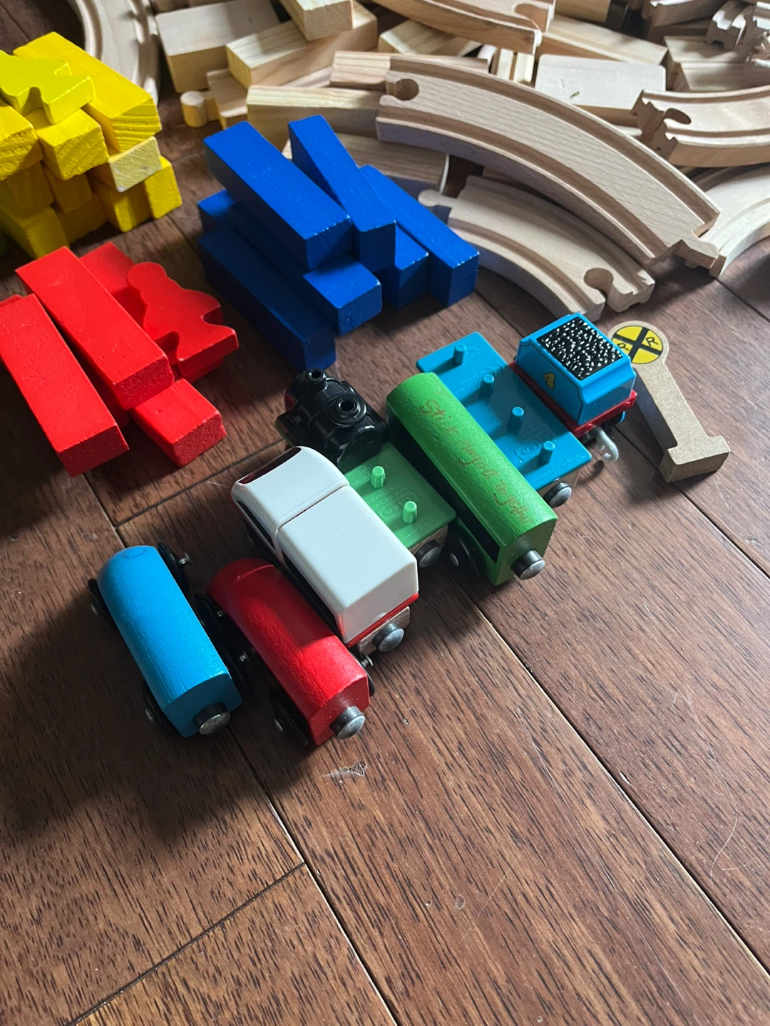 Wooden Train Set - photo 4