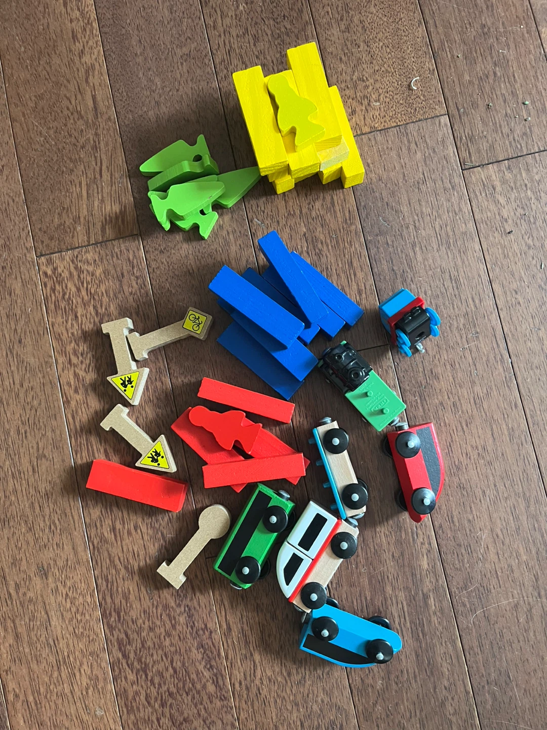 Wooden Train Set - photo 3