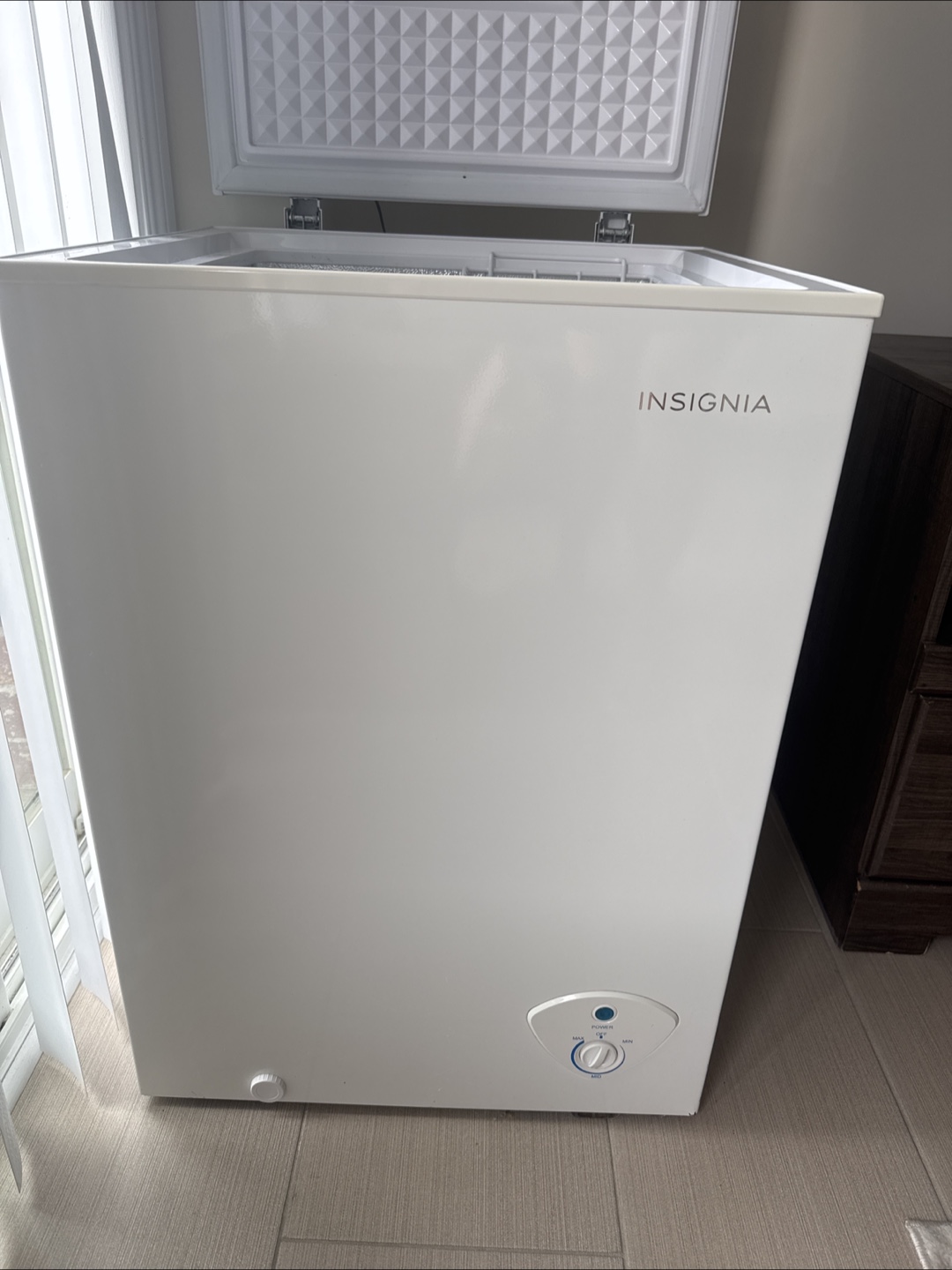 Insignia Chest Freezer - White