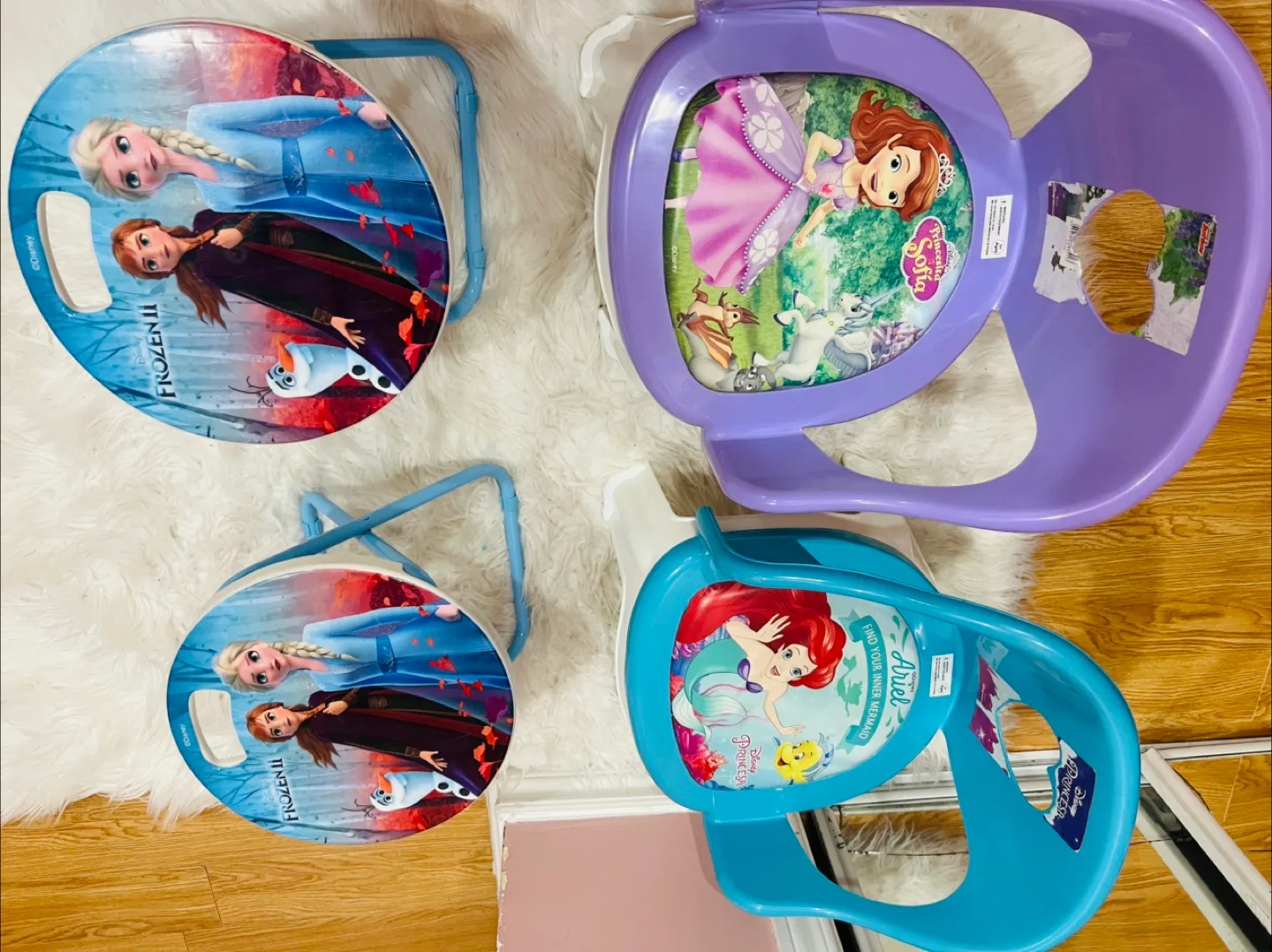 Disney Princess & Frozen Kids Step Stools (15$each set) thumbnail
