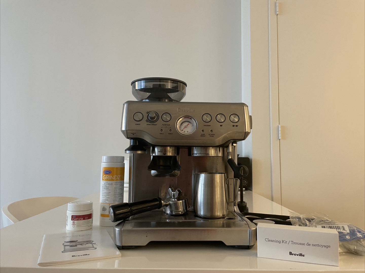 Breville Barista Express Espresso Machine