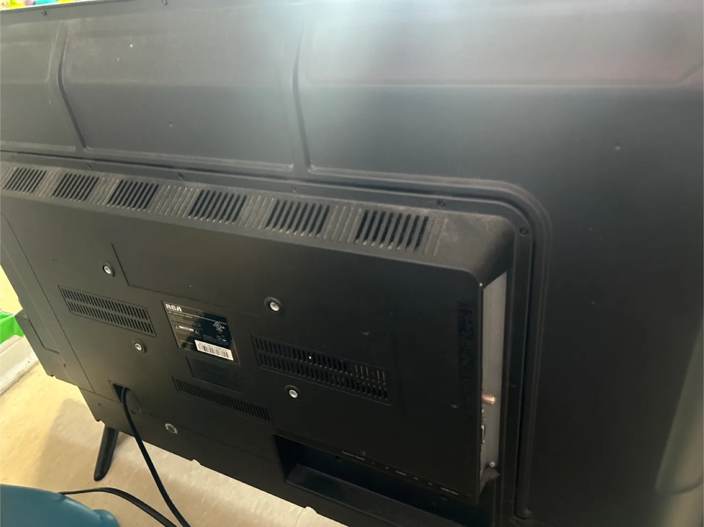 RCA 40" LED Full HDTV - Great Condition! image indicator(6)