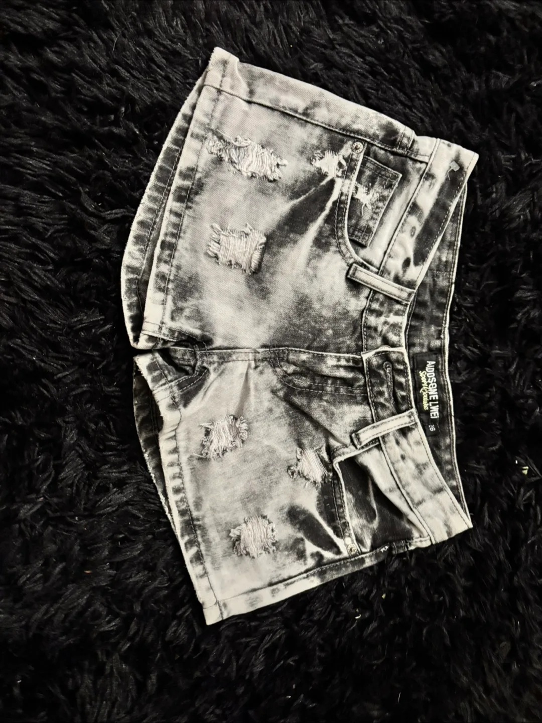 Andosone Lmei Denim Shorts - Size 26 thumbnail