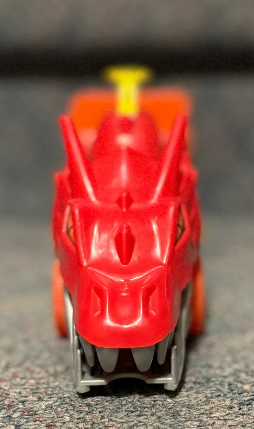 Hot Wheels Dragon Hauler Toy Car image indicator(2)