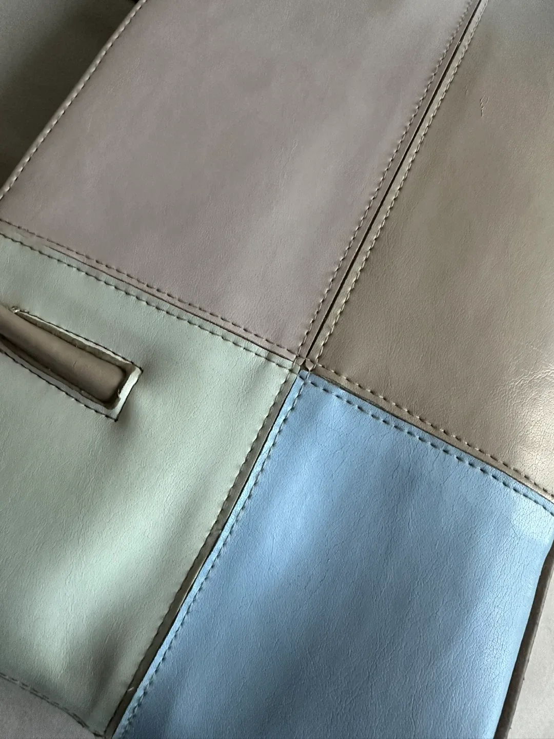 Fairweather Colour Block Bag image indicator(4)