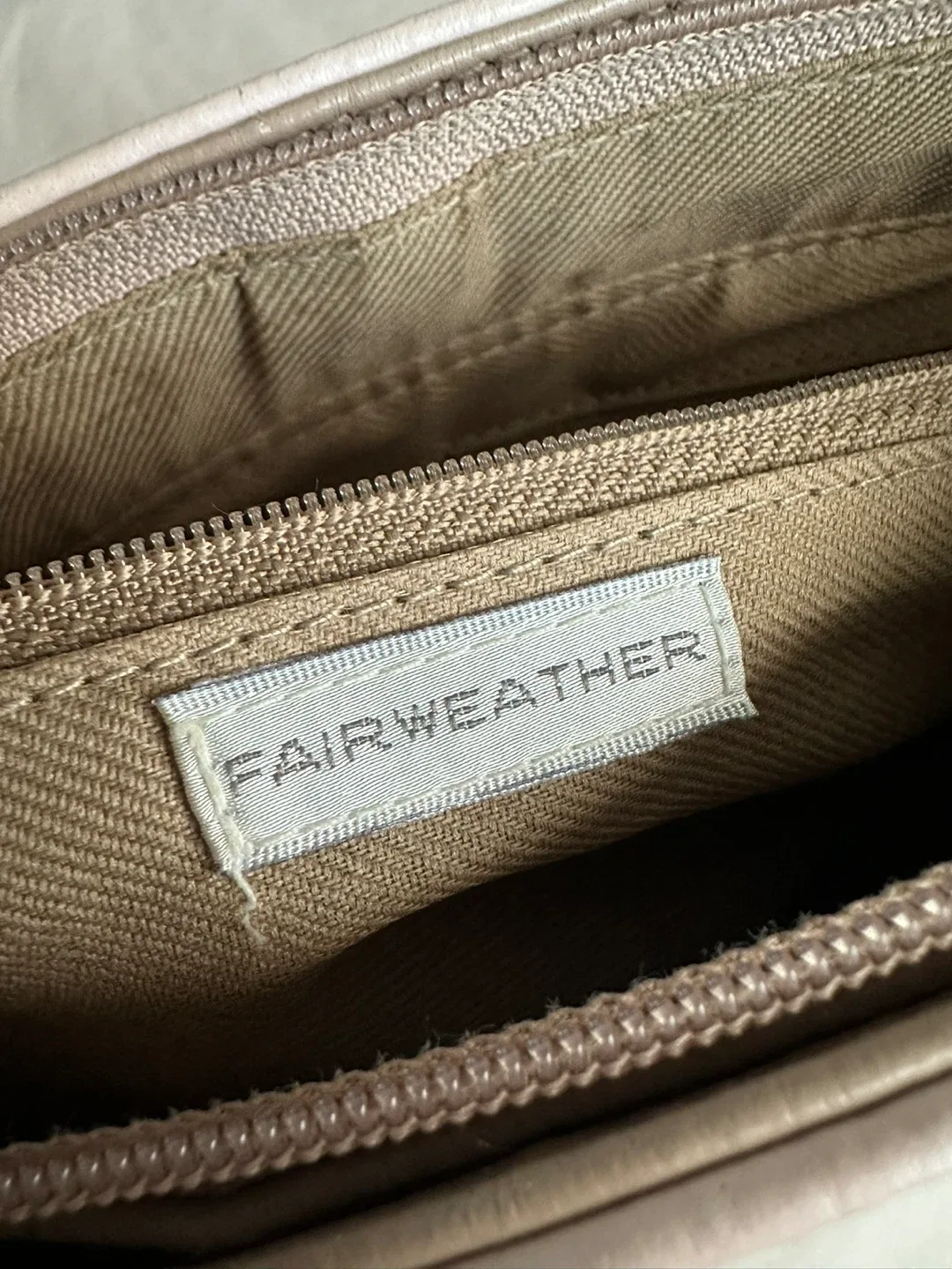 Fairweather Colour Block Bag image indicator(3)
