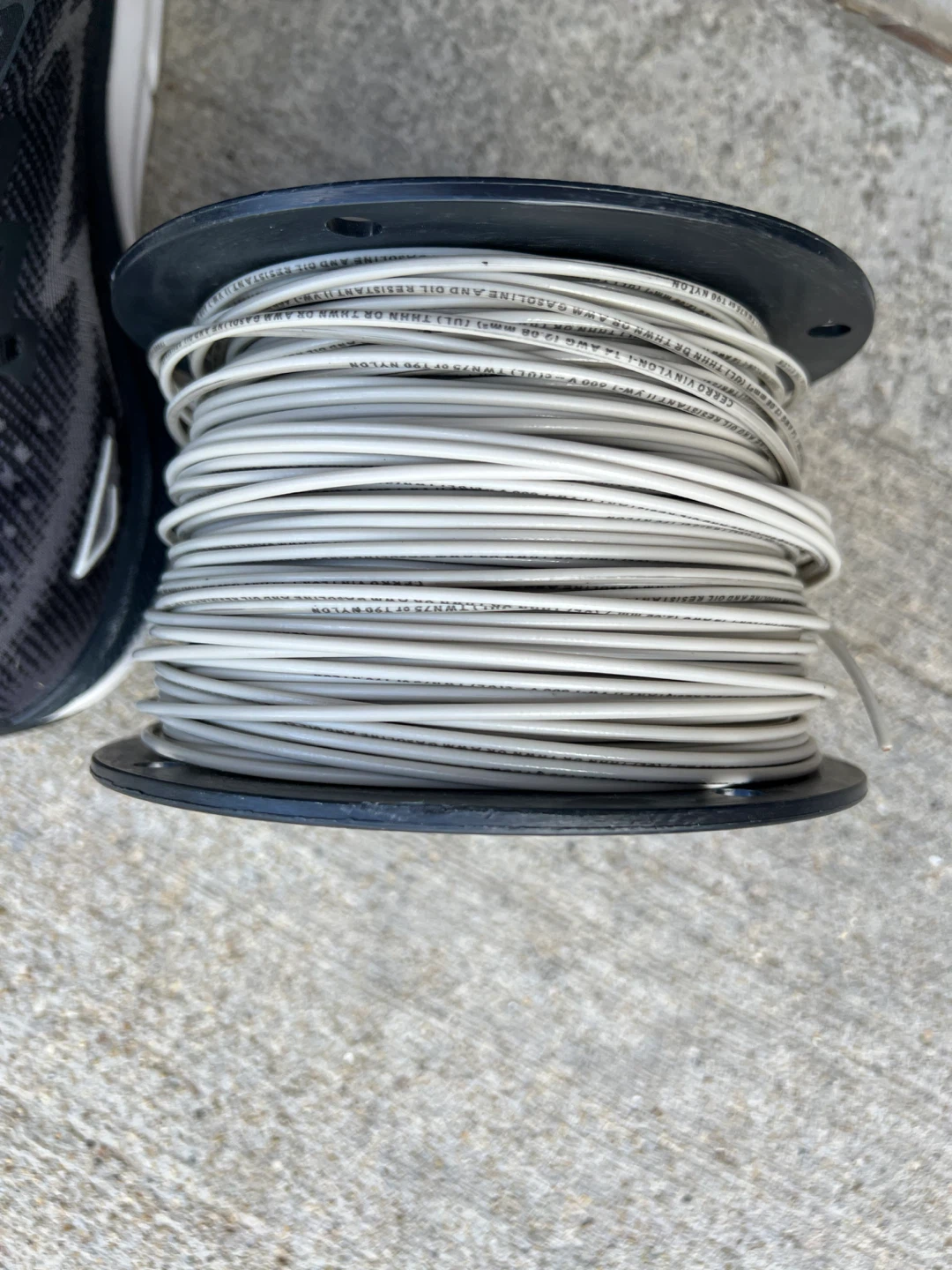 Cerrowire 14 GA Solid WHI Wire - 500 ft - photo 3