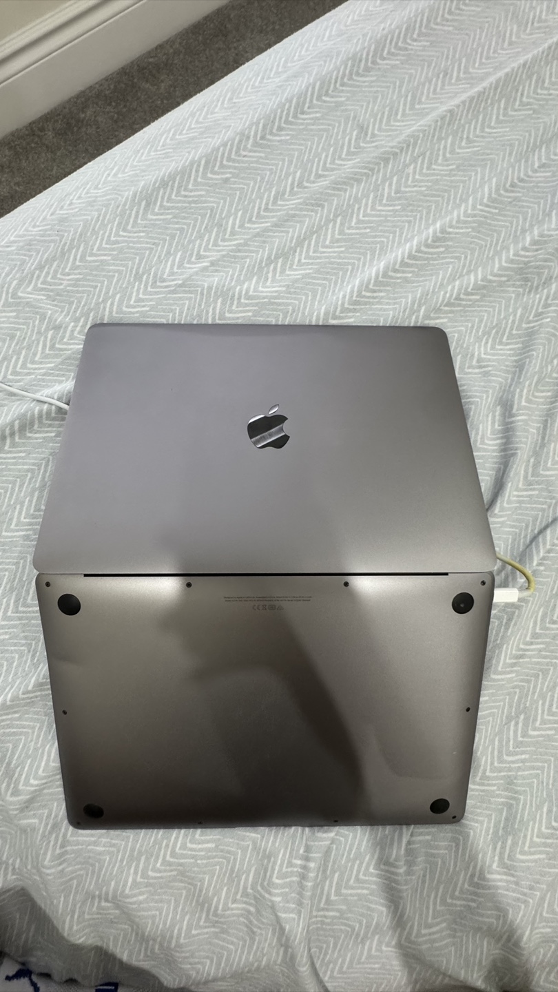Apple MacBook Air 13-inch 2020 - photo 3