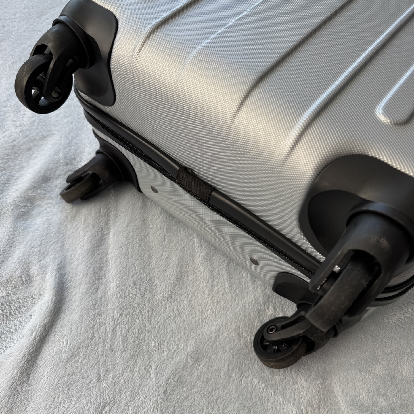 Swiss Gear Carry-On Suitcase - photo 4