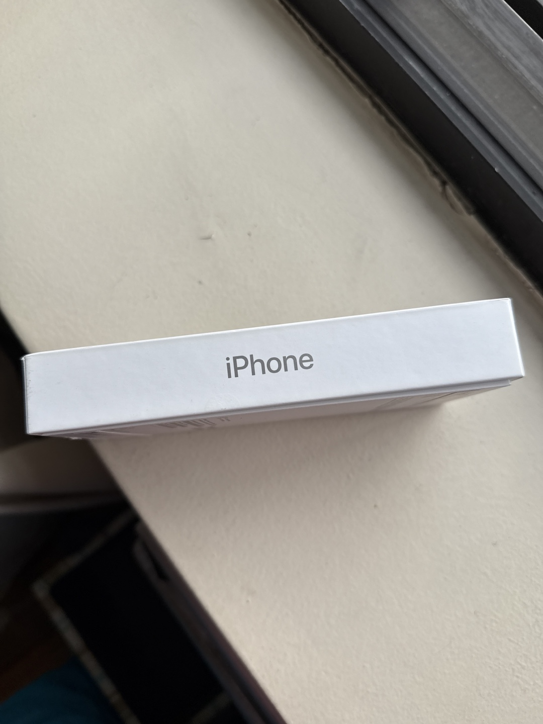 iPhone Box - Empty - photo 2