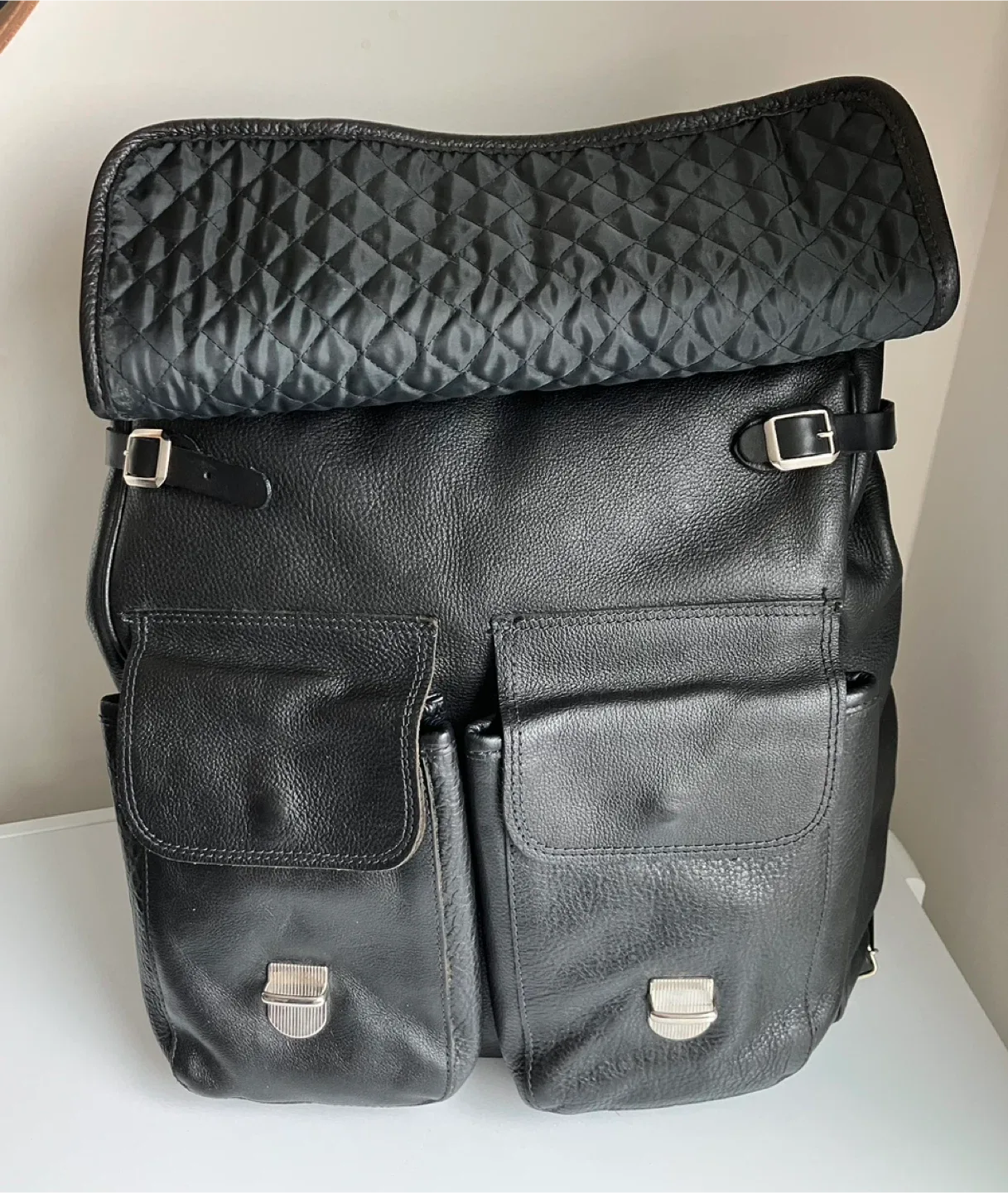 Genuine Leather Black Messenger Bag - Made in Canada image indicator(2)