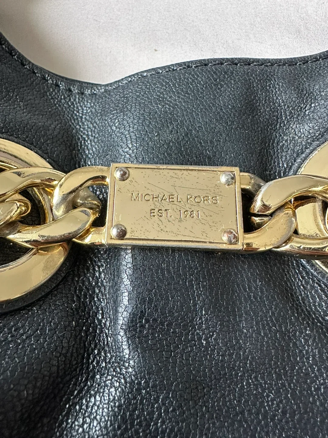 Michael Kors Black Leather Shoulder Bag image indicator(5)